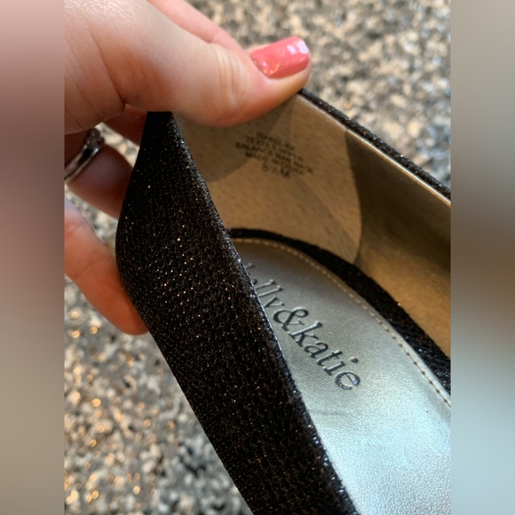 EUC KELLY & KATIE GLITTER PUMPS - Picture 2 of 4